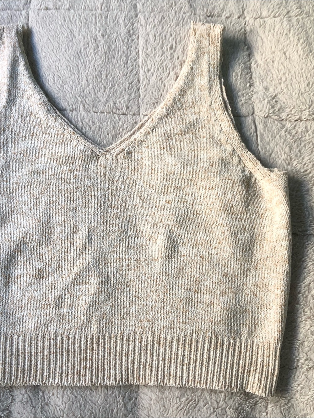 NWT Warehouse One Cream V-Neck Knit Tank Sweater Vest Top